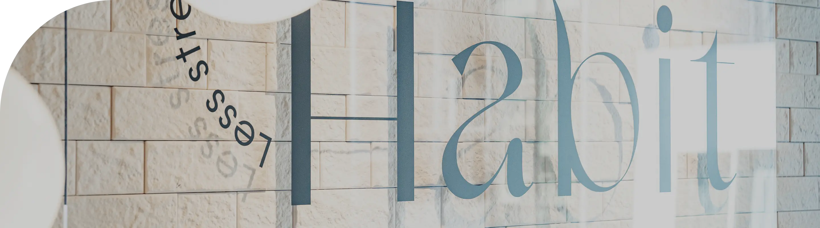 Habit Pilates studioのスタジオ内